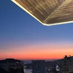 The White Troy Hotel 3*