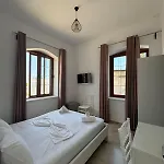 Hotel The White Troy