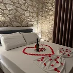 The White Troy Hotel 3*