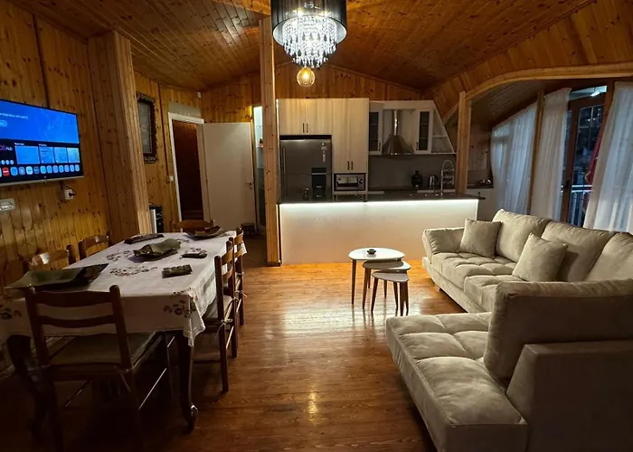 The White Troy Отель 3*