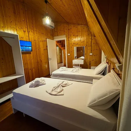 Hotel The White Troy