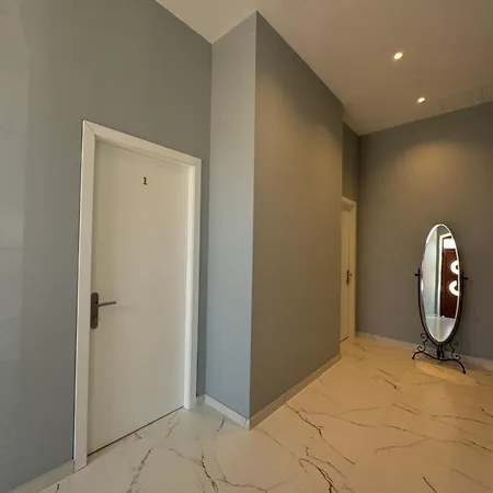 The White Troy Hotel Saranda