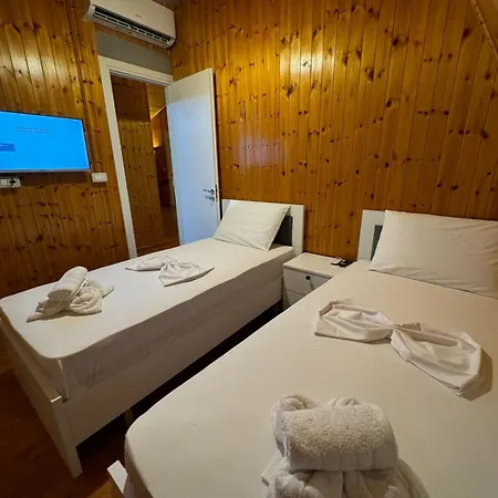 Hotel The White Troy