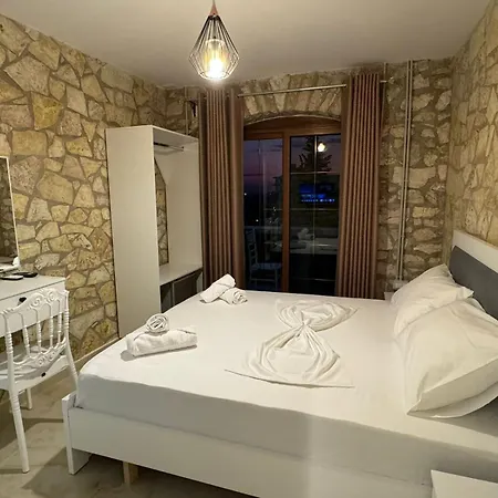 The White Troy Ξενοδοχείο 3*