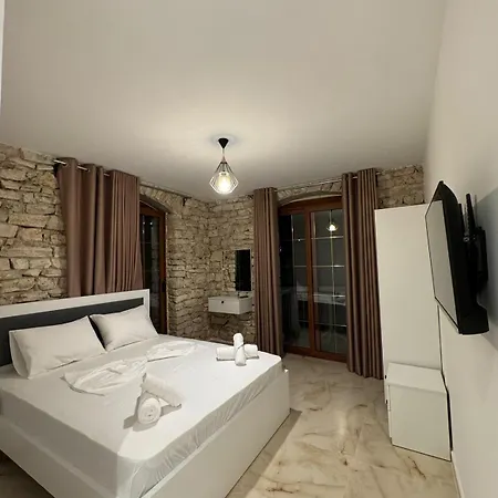 Szálloda The White Troy 3*