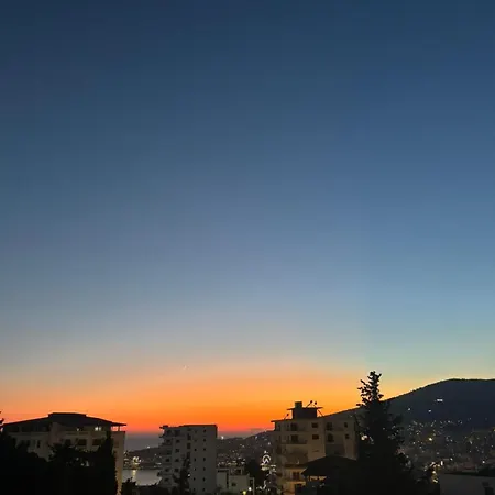 The White Troy Ξενοδοχείο