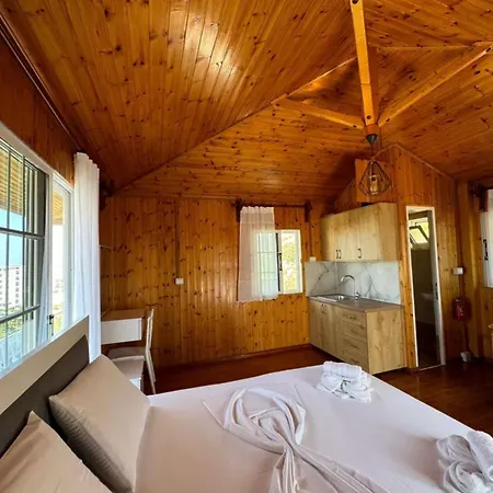 Ξενοδοχείο The White Troy 3*