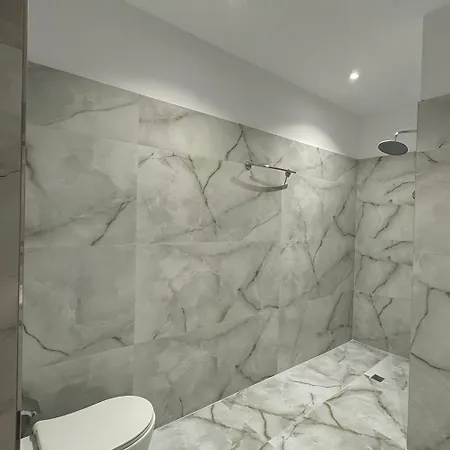 The White Troy Hotel Sarande