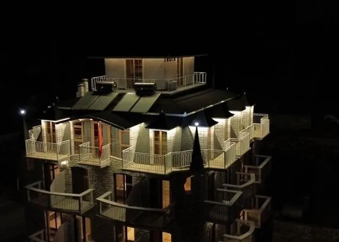 The White Troy 3* Sarandë